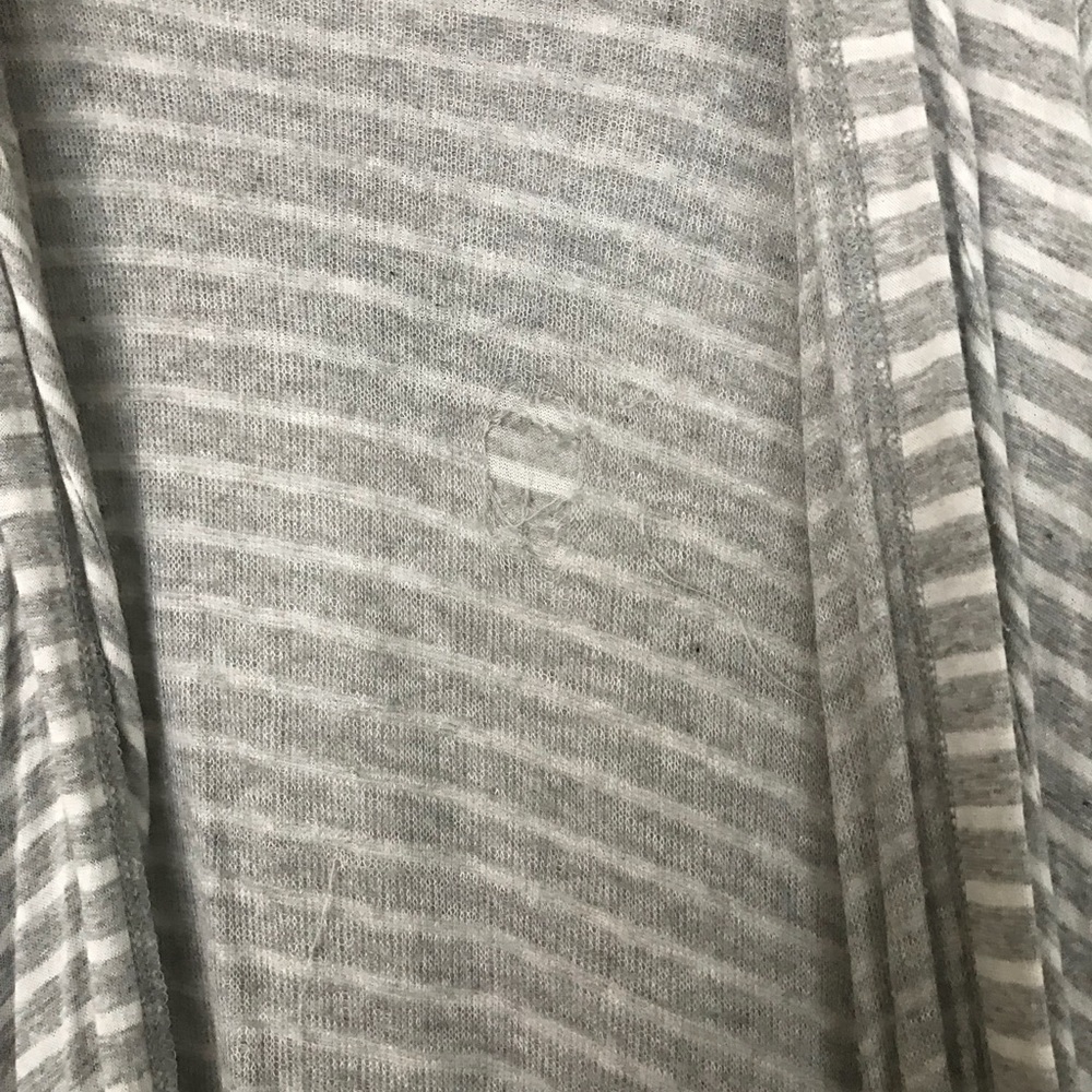Splendid gray/ white striped cardigan  (M) - Picture 3 of 4